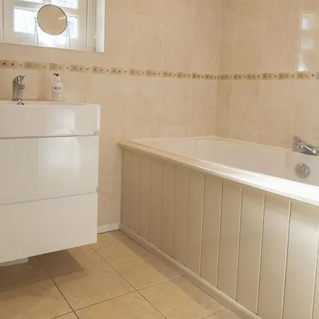 Saxon House Dom wakacyjny *